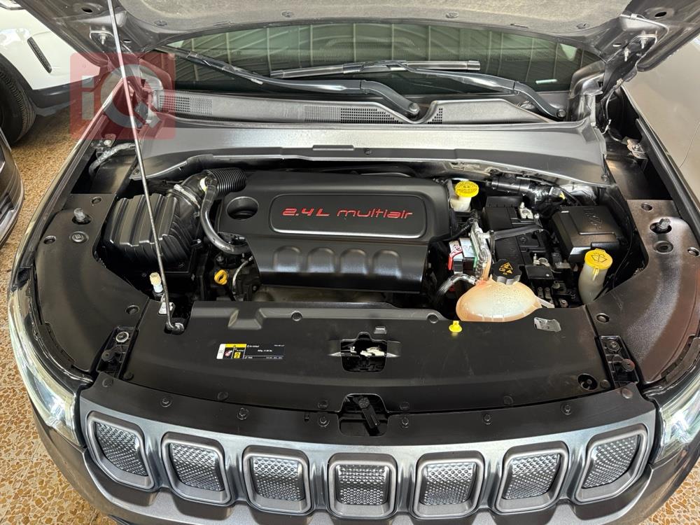 https://cdn.iqcars.ioimage_picker_E13CE620-238F-4119-8067-D8B9928DB352-9238-000003E98C2DE4E4_out.jpg